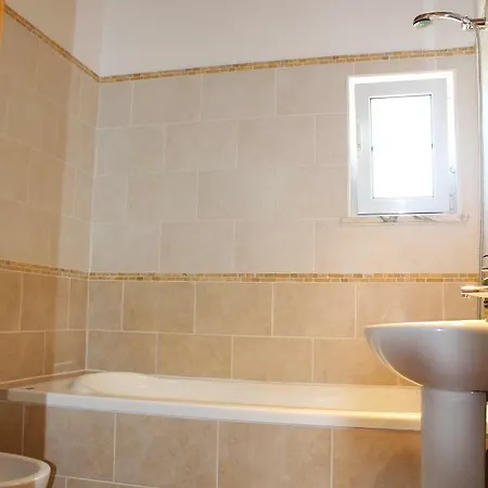 Casa Guna *